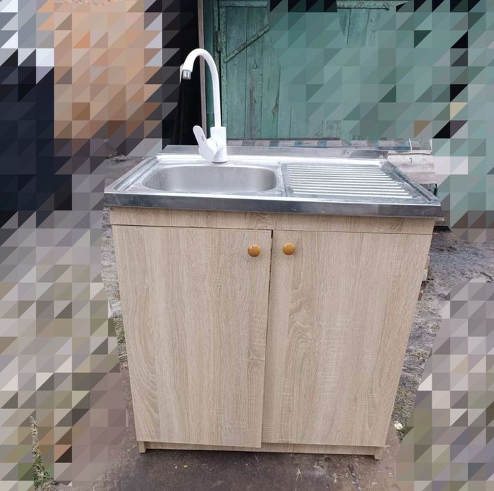 Мийка б.у в гарному стані.