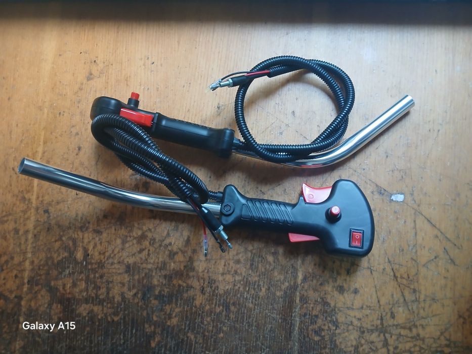 Ручка мото коси права широкий крок