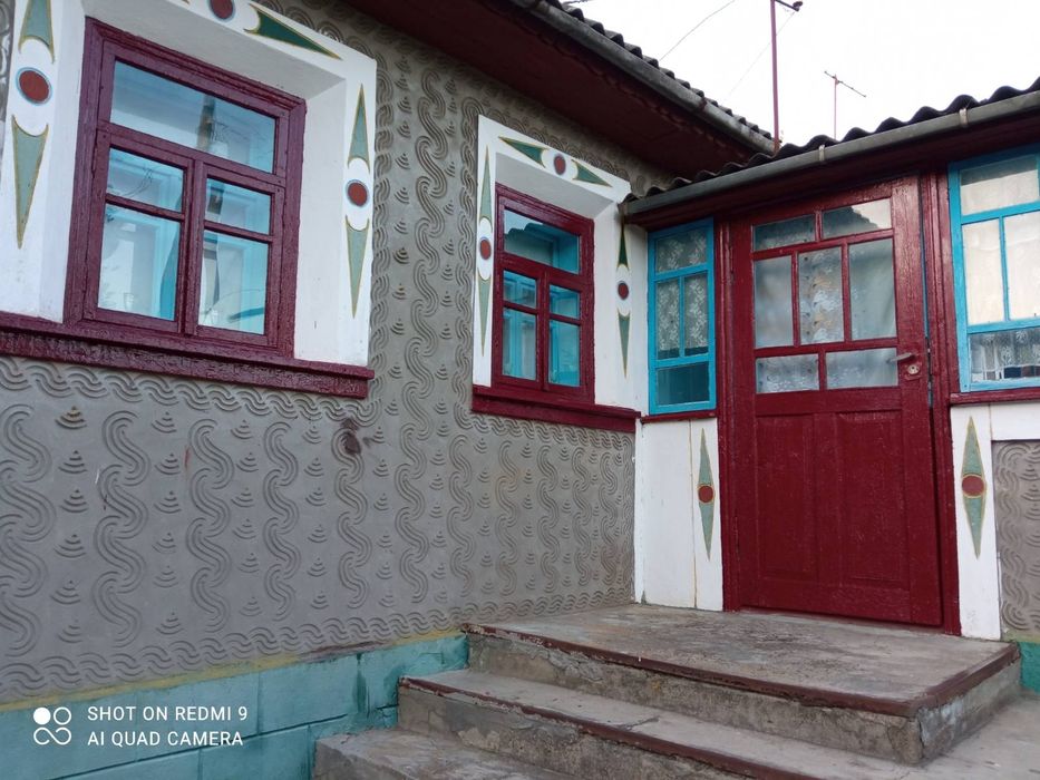 Продам будинок в с. Шарки, 5 км від міста Деражня Хмельницького району