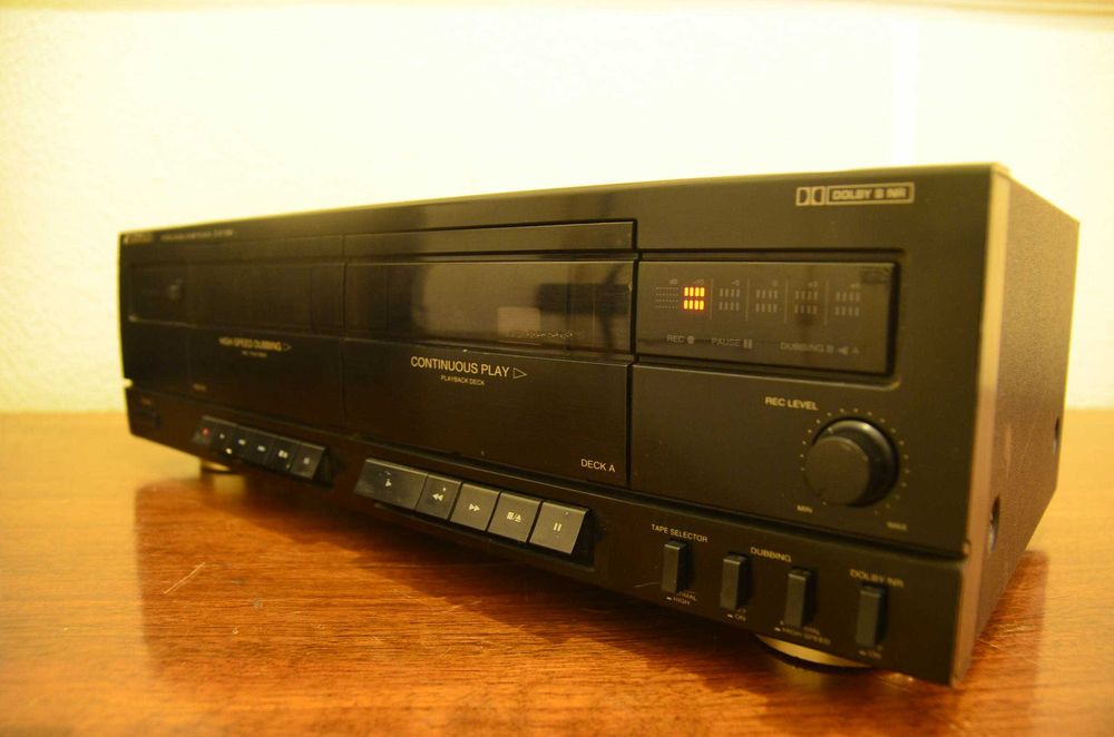 Leitor de cassetes duplo Sansui D-X119W