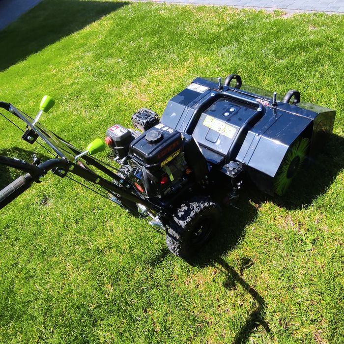 Zamiatarka/Odśnieżarka . NAC