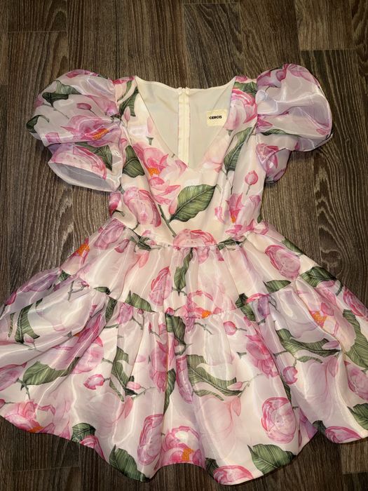 Нарядна Сукня sherri hill вечірня в блистівках в паєтках
