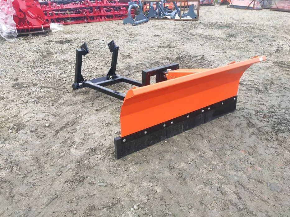 Pług śnieżny na przód ciągnika Ursus C-330 C-360, 3512 MF-235 MF-255