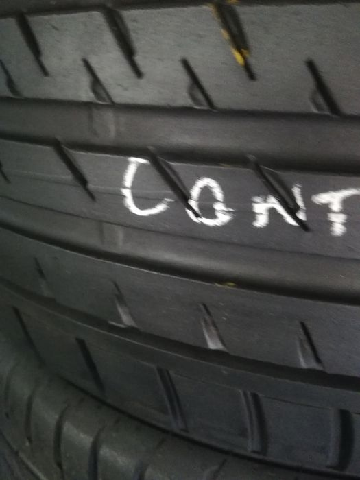 Pneus  265/40/20