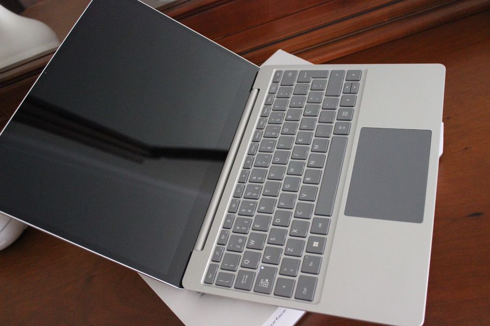 Microsoft Surface Laptop Go 2 12-inch