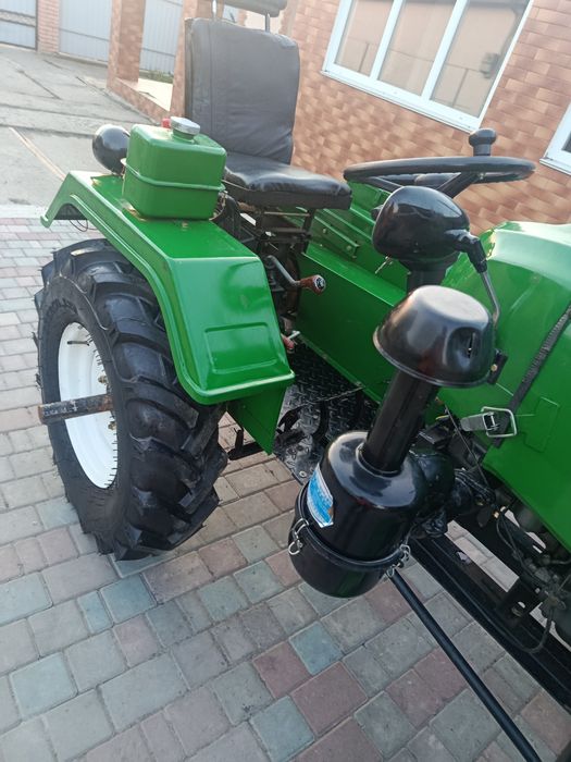 Продам мототрактор зубир