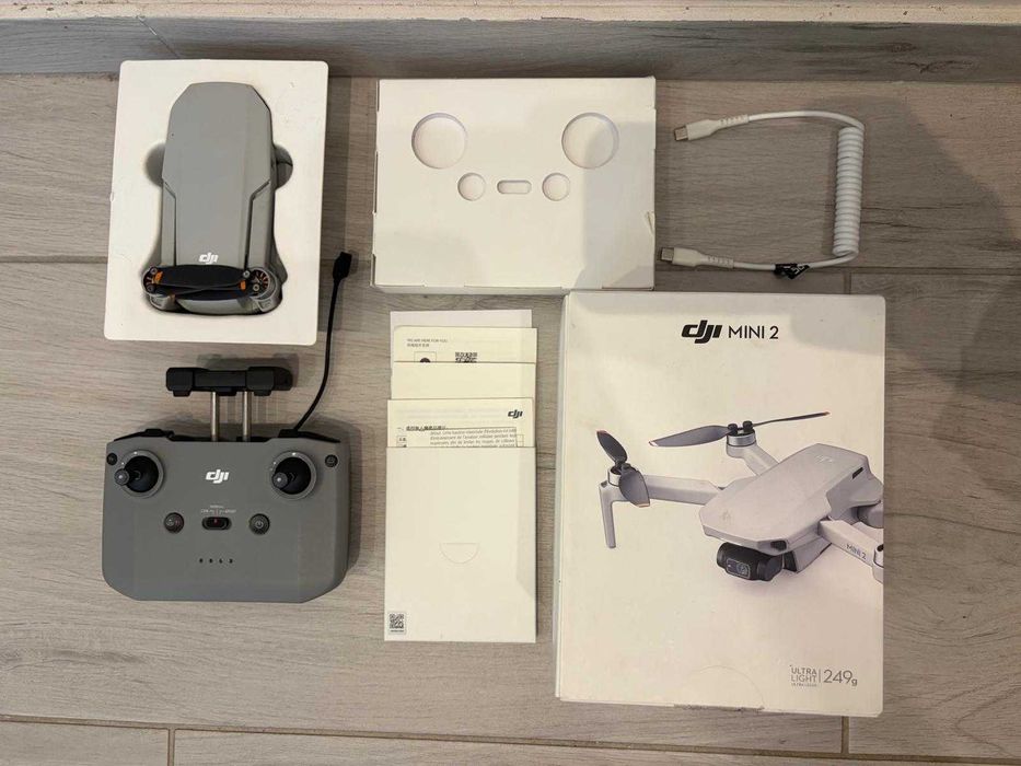 Sprzedaję Drona DJI mini 2