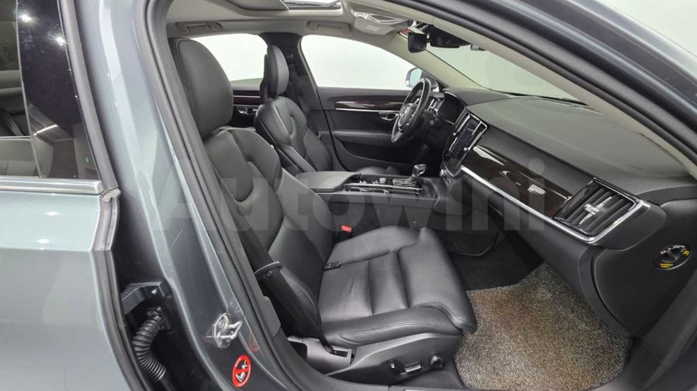 2018 Volvo S90 Momentum Дизель
