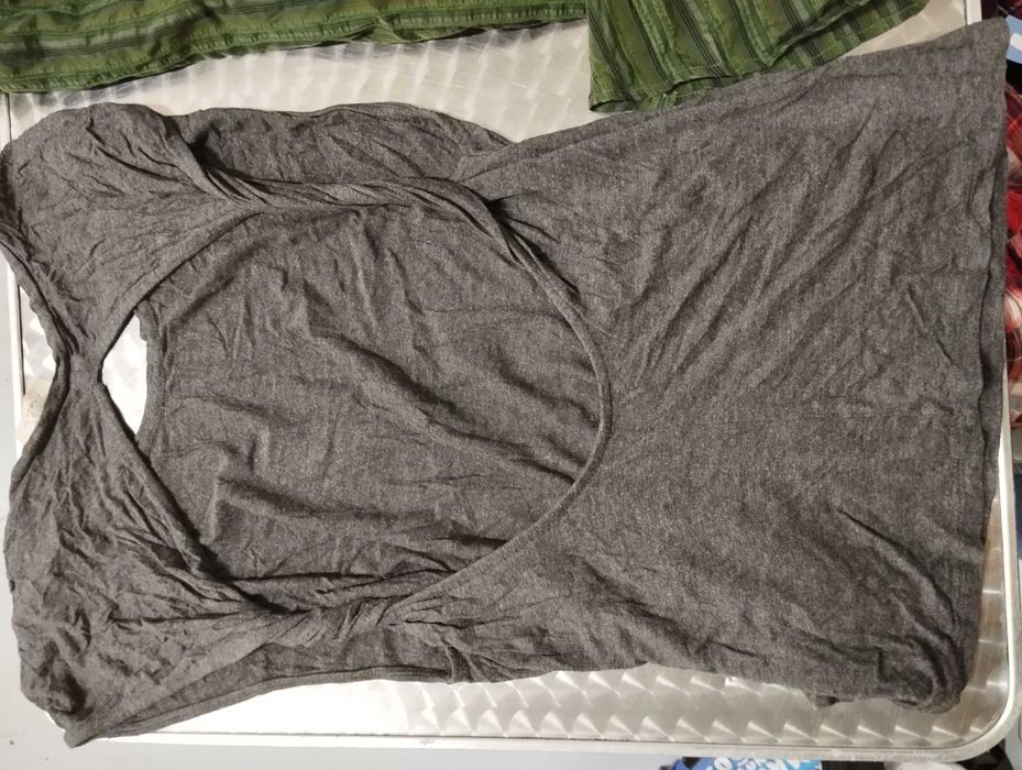 Roupa de sra tam. M em lotes e bom estado