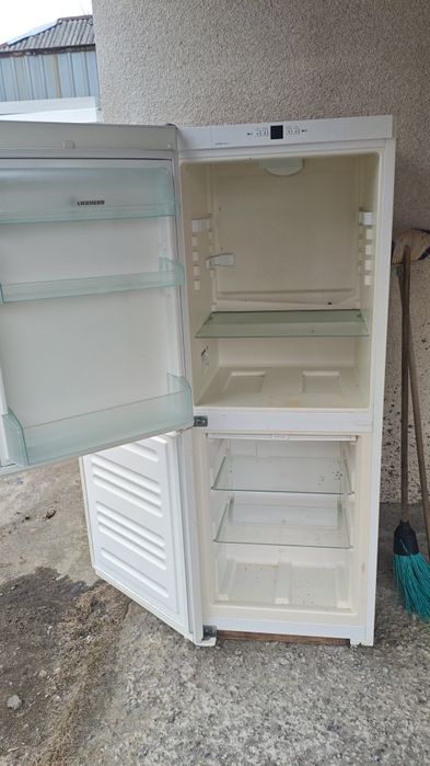 Продам холодильник liebherr