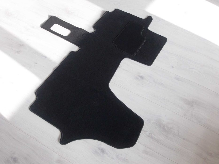 Dywaniki Welurowe OPEL VIVARO RENAULT TRAFIC Nissan Primastar Rok 01-1