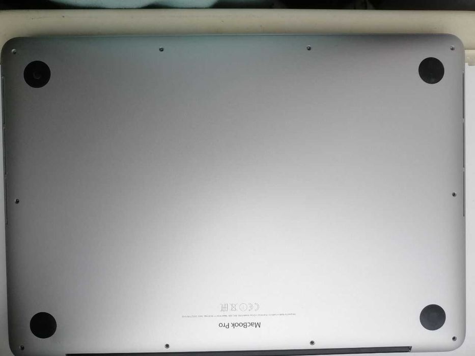 Ноутбук MacBook Pro 13,3" A1708 emc