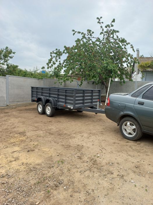 Прицеп двухосный, б/у.