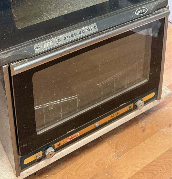 Духова піч Foinox