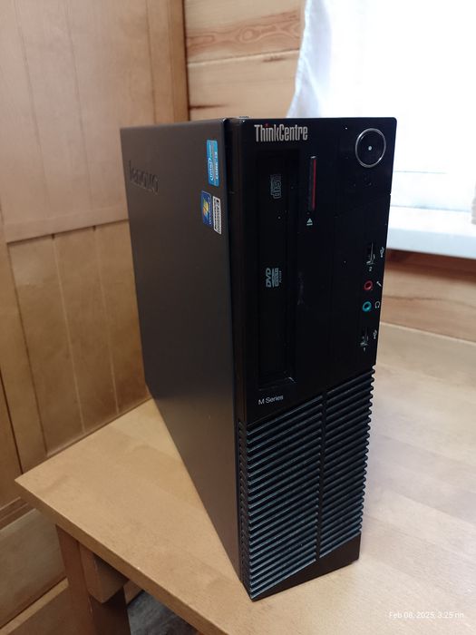 Комп'ютер lenovo thinkcentre m82