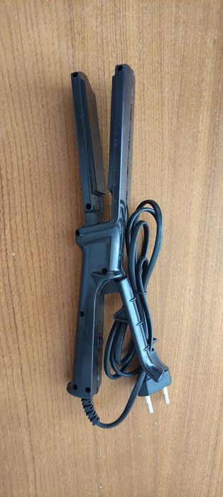 Placa de cabelo alisadora - nova