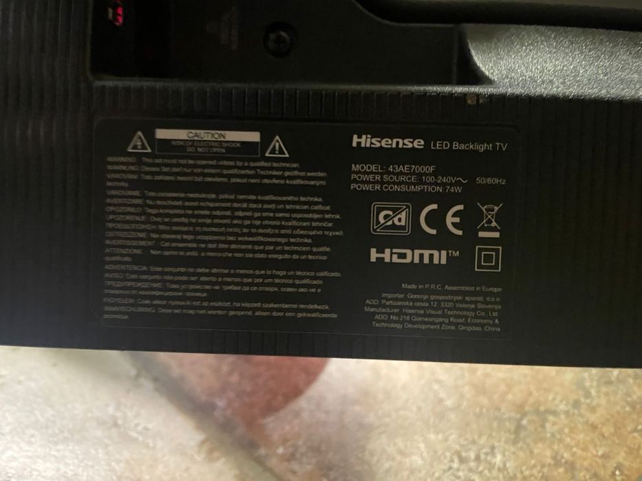 Телевізор hisense 43 smart tv 4k+ кріплення на стіну