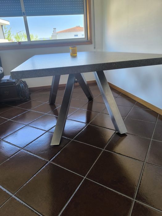 Mesa de Jantar usada