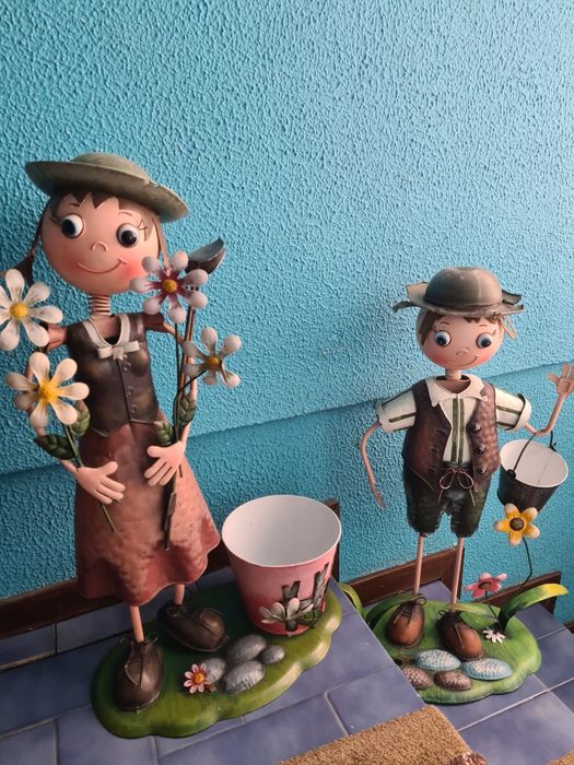 Bonecos decoração bom estado