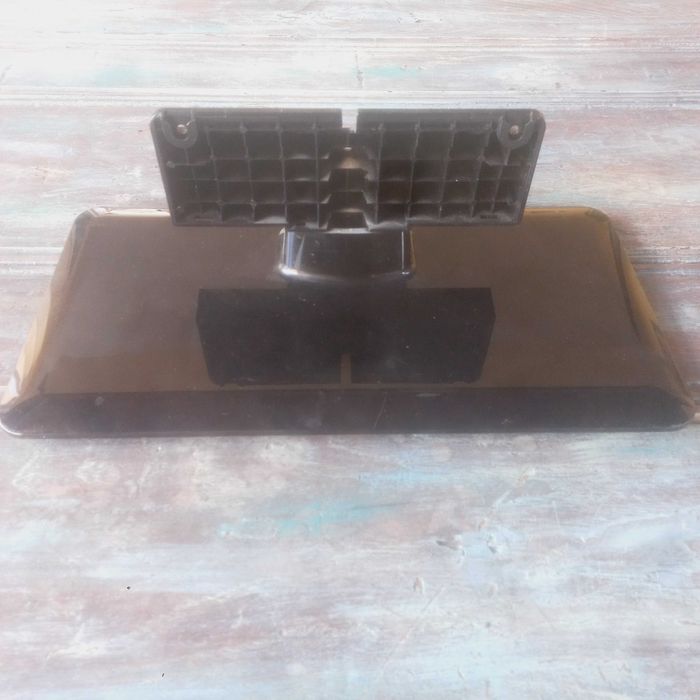 Tv led LG 32" ecrã partido . Vendo tambem às peças.