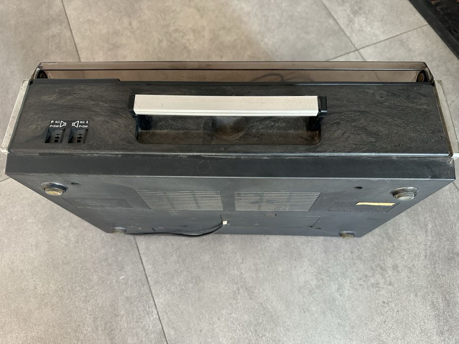 Magnetofon szpulowy Unitra