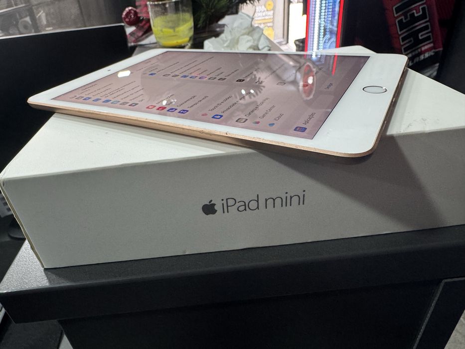 Ipad Mini 5* Geraçao wifi + celular 64gb