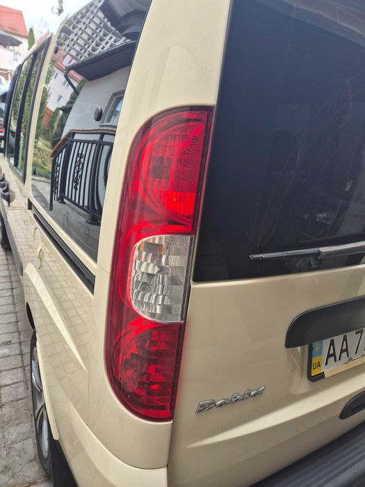 Продам авто Фіат Добло 2008 року