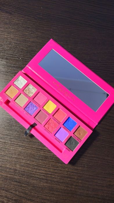 Anastasia Beverly Hills, Abh - Allyssa Edwards. Paletka cieni, cienie