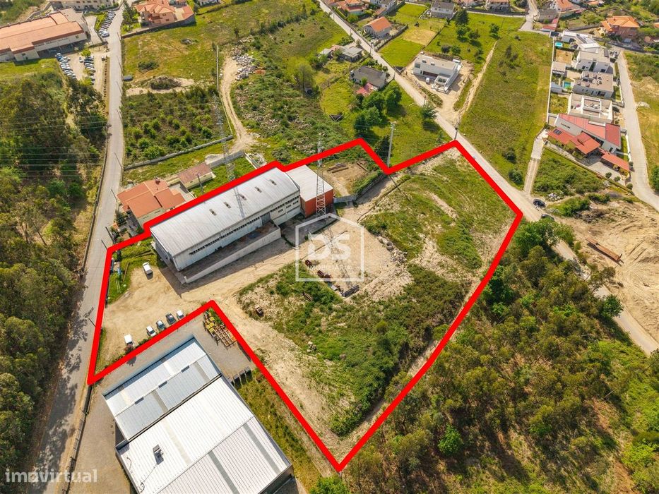 Armazém  Venda em Croca,Penafiel
