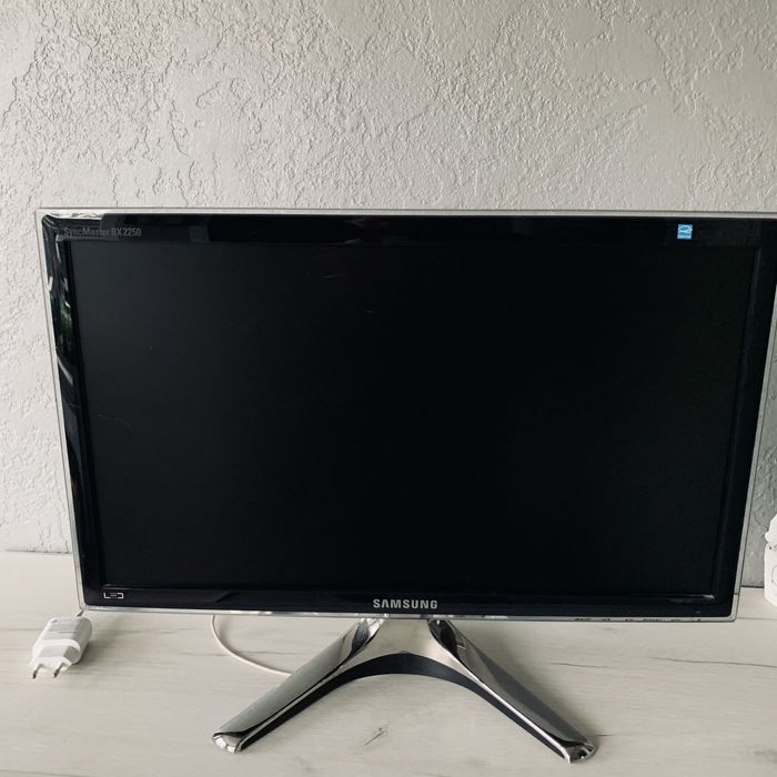 Монитор Samsung .