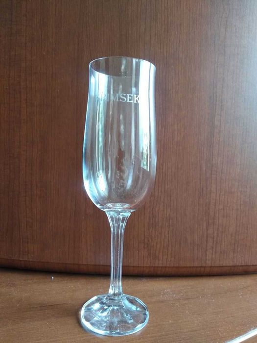 Продам Бокалы 6 штук