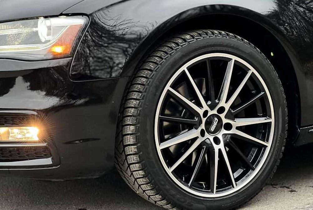 Продам Audi A4 B8