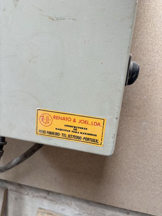 Vendo maquina de corte granito