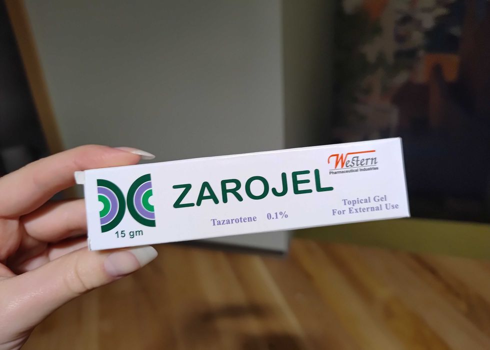 Krem retinal na trądzik i zmarszczki
