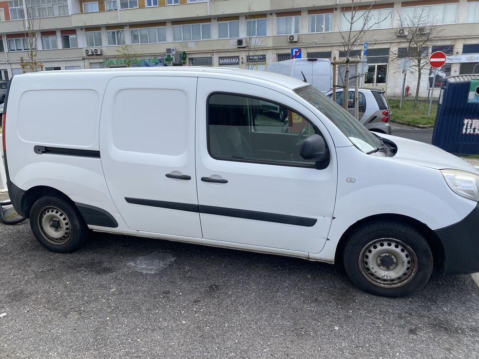 Kangoo maxi 3 lugares c/AC