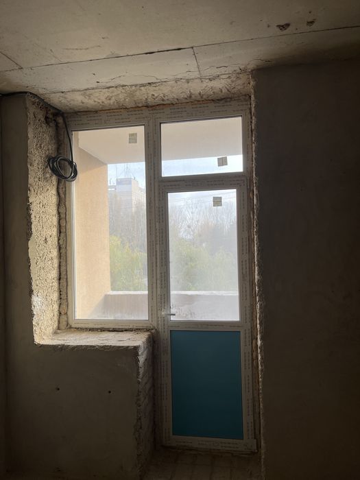 Балконний блок Rehau. Двері на балкон Rehau. Вікна Rehau