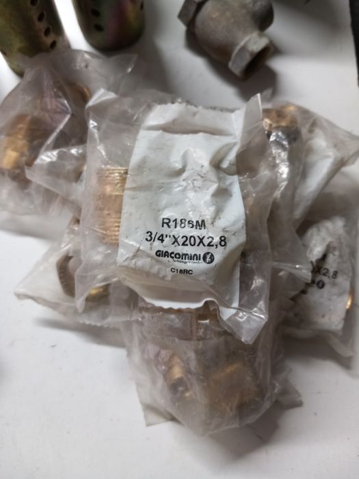 Material canalização
