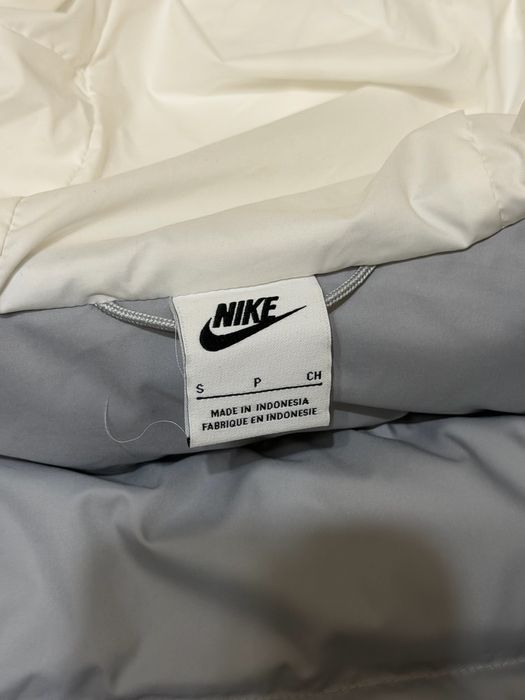 Пуховик Nike StormFit