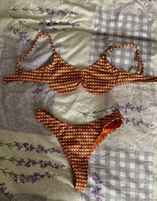 купальник з кісточками