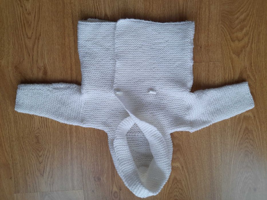 Ciepły ręcznie robiony sweter, 9-12 miesięcy