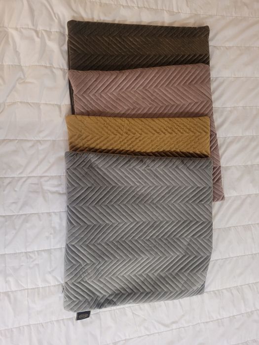 Welurowe  poszewki na poduszki