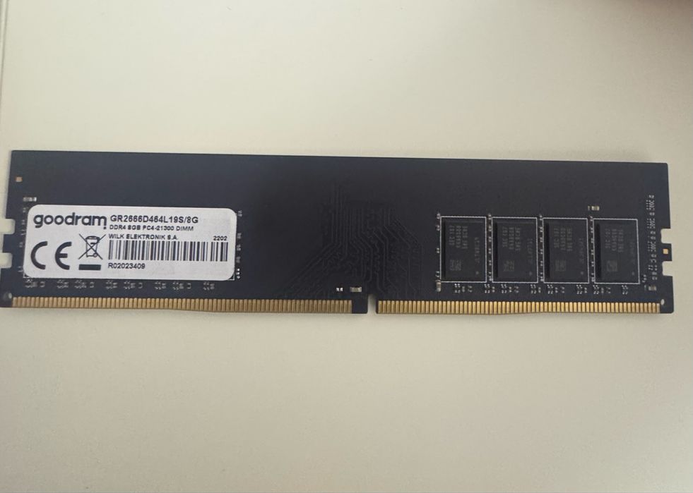 Оперативна памʼять ddr4 8gb