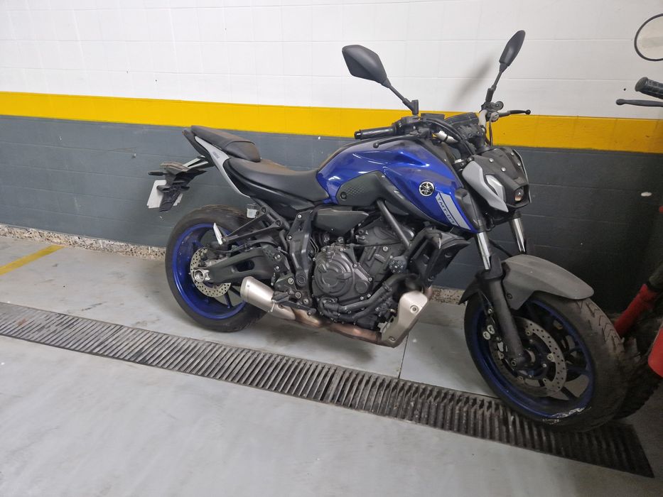 Vendo Yamaha mt07 2021 ou troco por Honda crx