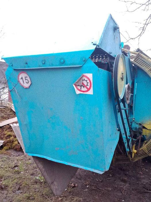 Комбайн Анна Z 644