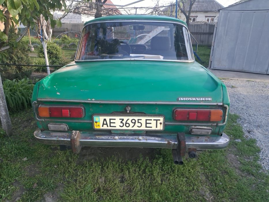 Продам Москвич 2140