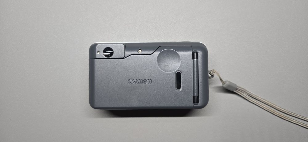 NEGOCIÁVEL- Máquina 35mm Canon 90U II Date