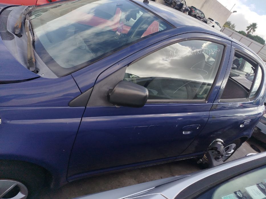 Porta frente esquerda TOYOTA Yaris (_P1_)