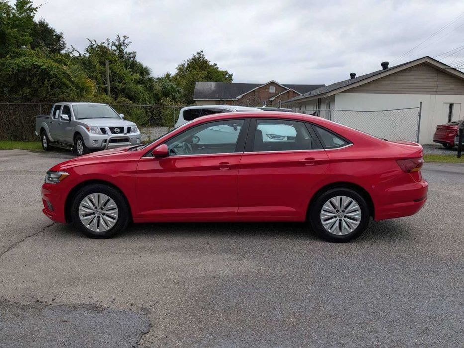 Volkswagen Jetta      2019
