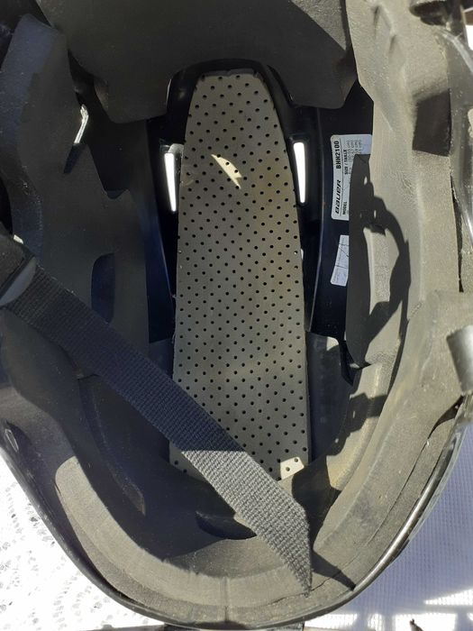 Захисний шолом BAUER