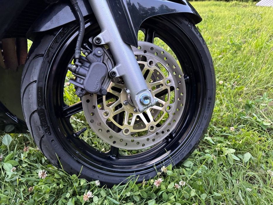Мотоцикл CBR 600 f3